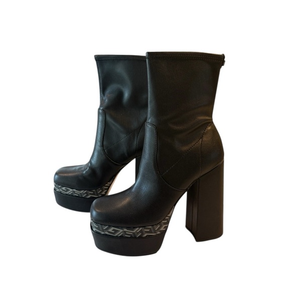 GUESS Caballa Black Platform Block Heel Stretch Upper Boots Size 10 NEW - Picture 4 of 16